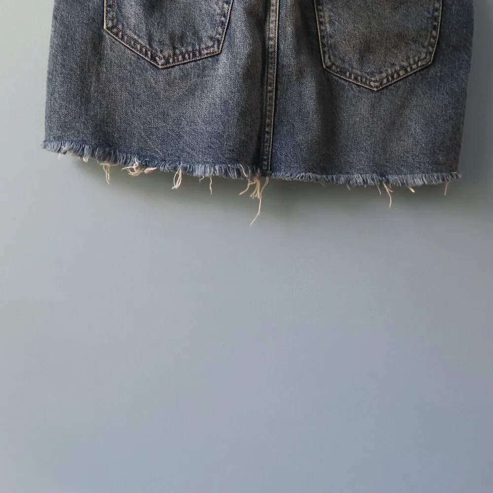 We the Free Zip it Up Denim Mini Skirt Distressed Frayed Raw Hem Blue Size 28 - Picture 7 of 12